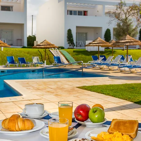 شقة فندقية Pateo Village 3*
