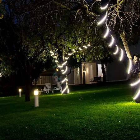 Lägenhetshotell Pateo Village 3*