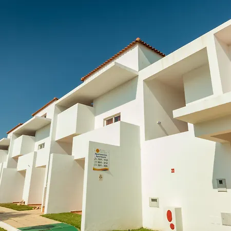 Pateo Village Aparthotel 3*