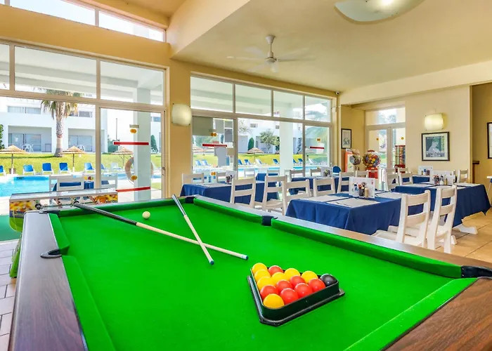 Aparthotel Pateo Village 3*