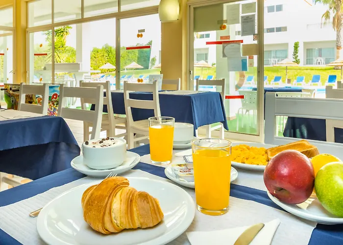 Pateo Village Aparthotel Albufeira