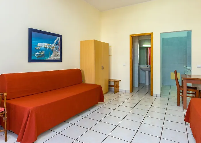 Aparthotel Pateo Village 3*