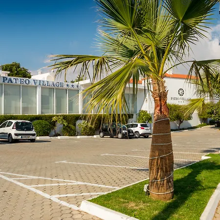 Ξενοδοχείο με διαμερίσματα Pateo Village Αλμπουφέιρα