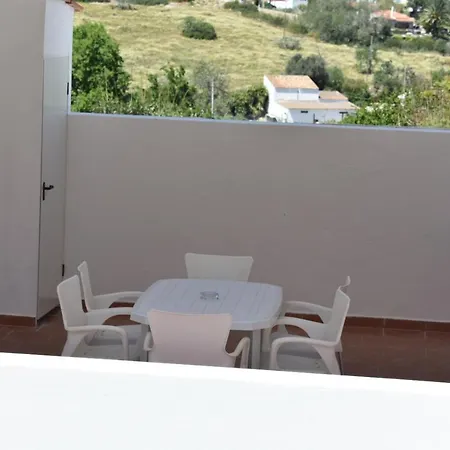 Ξενοδοχείο με διαμερίσματα Pateo Village