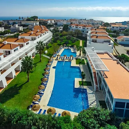 Ξενοδοχείο με διαμερίσματα Pateo Village 3*
